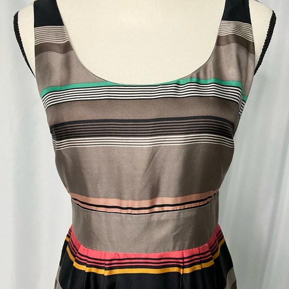 Banana Republic Casey Stripe Silk Sheath Dress. - size 2 - Picture 10 of 16